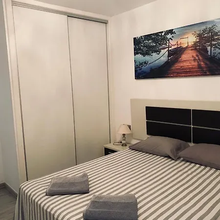 Apartment Luxury Two Bed Seaviews *